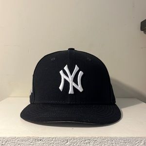 New Era fitted Yankee hat - size 7